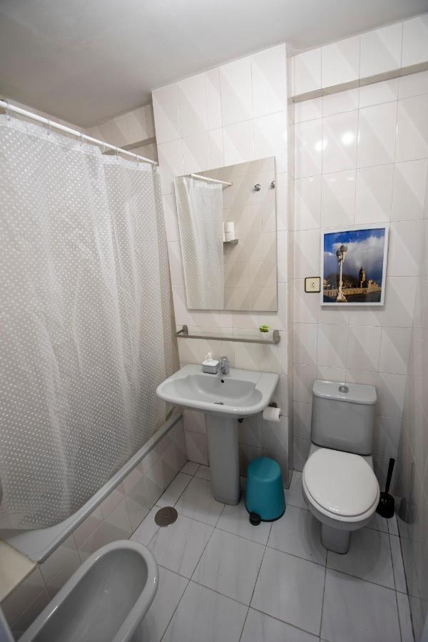 Apartamento Apartamento en pleno centro, con vistas al mar Gijón Exterior foto
