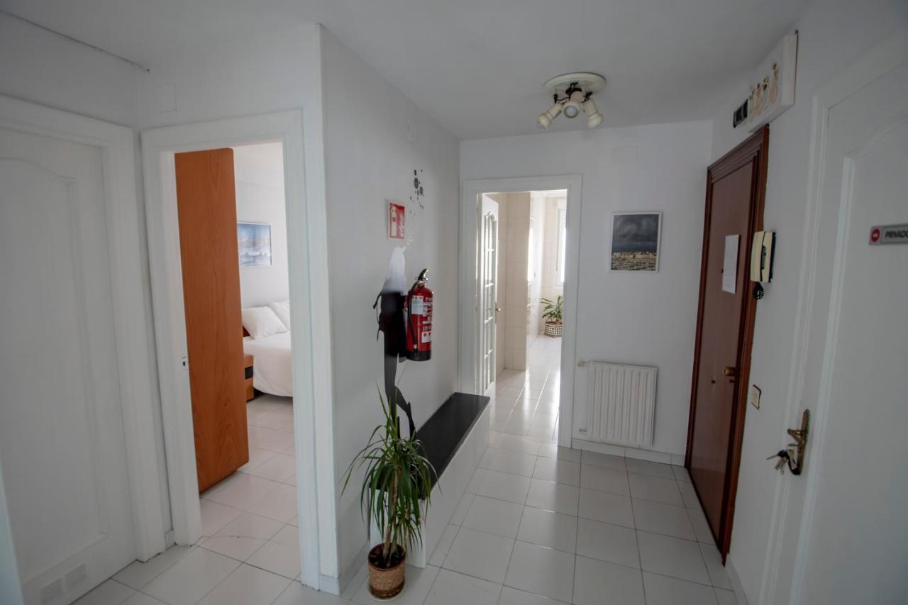 Apartamento Apartamento en pleno centro, con vistas al mar Gijón Exterior foto