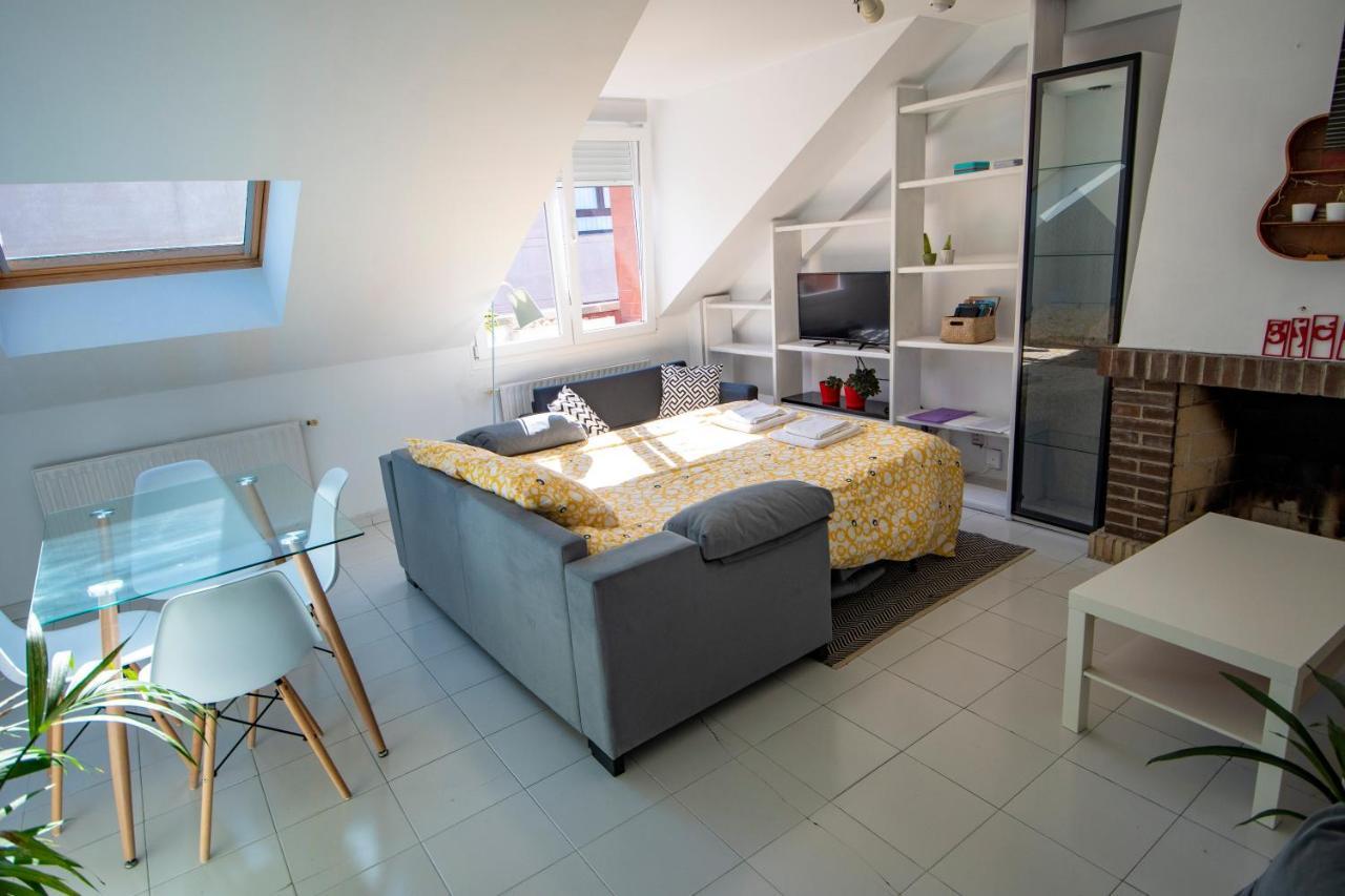 Apartamento Apartamento en pleno centro, con vistas al mar Gijón Exterior foto