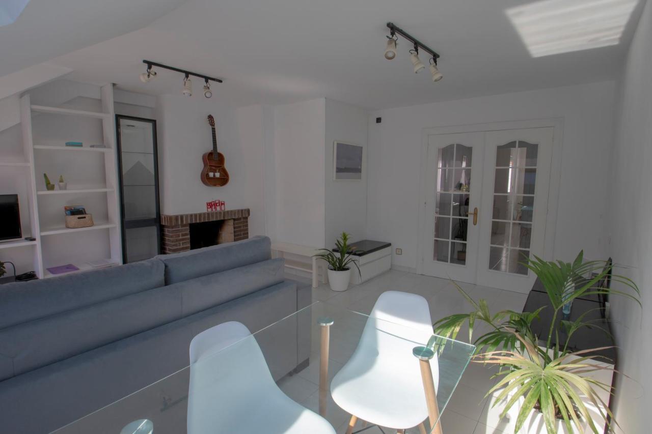 Apartamento Apartamento en pleno centro, con vistas al mar Gijón Exterior foto